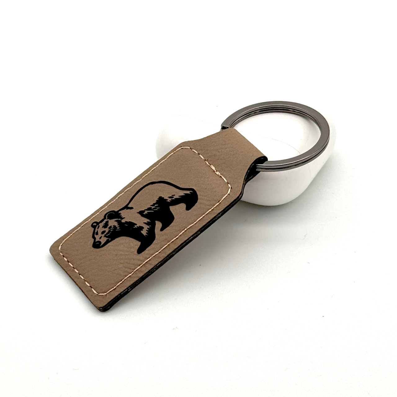 Keychain_stitched_bearcub_tan