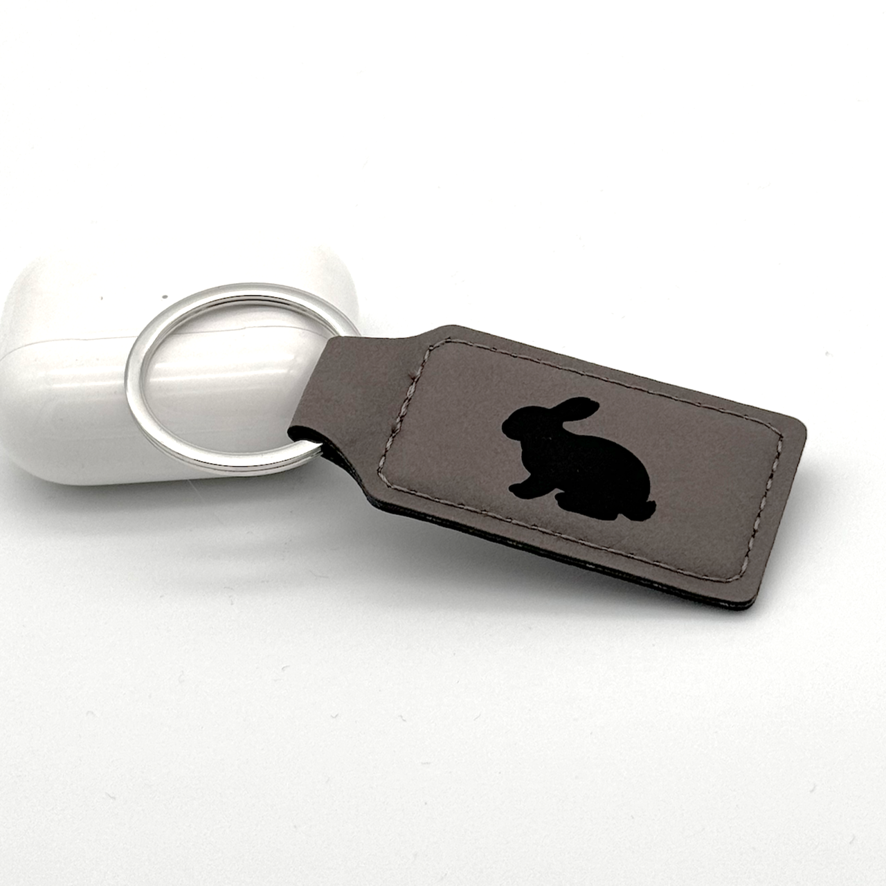 Keychain_stitched_bunny_grey