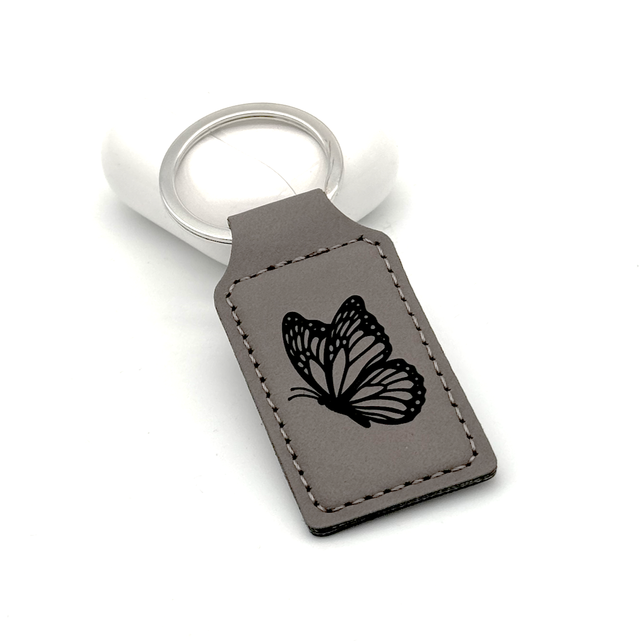 Keychain_stitched_butterfly_grey
