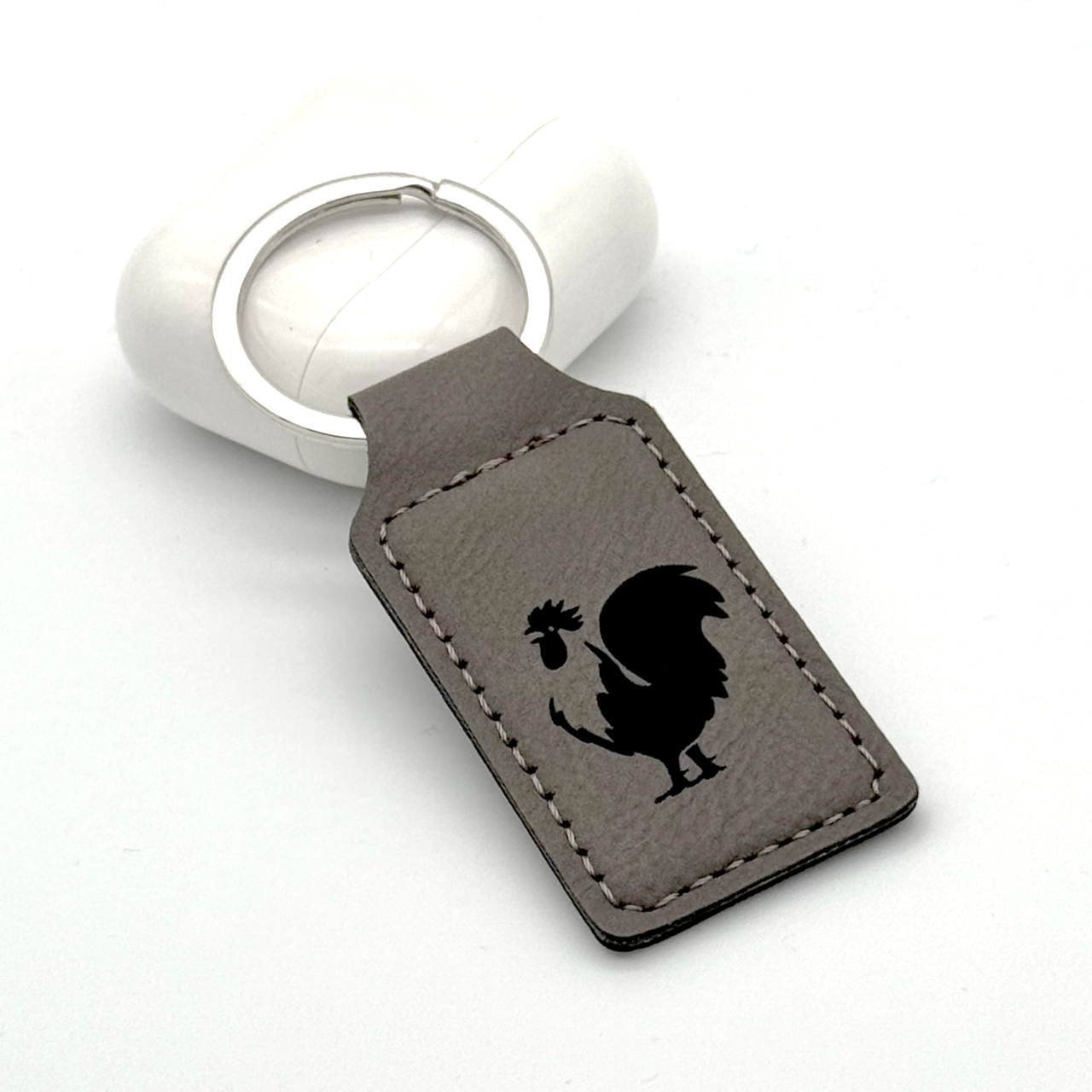 Keychain_stitched_rooster_grey